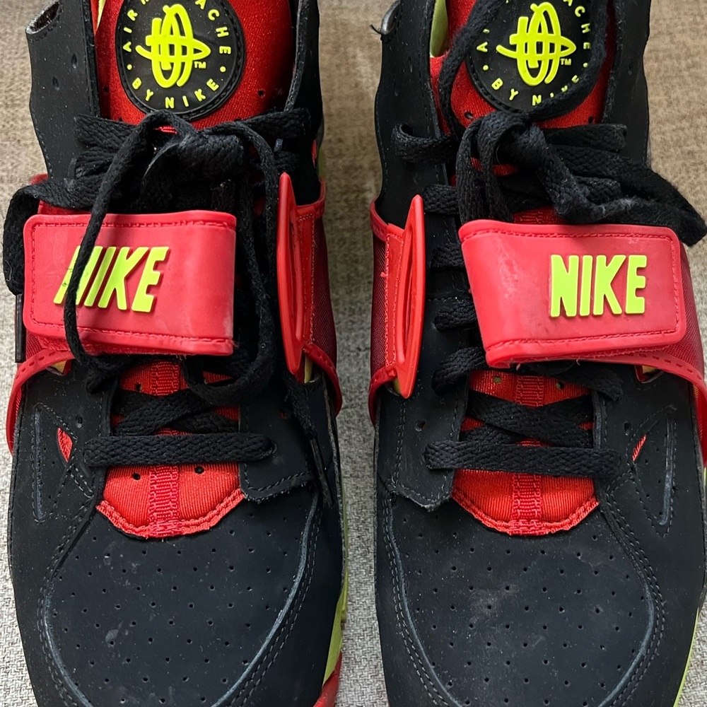 Nike Mens Black and Red Sneakers with Neon Accents